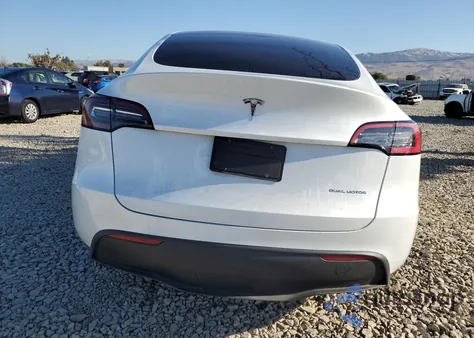 2023 Tesla Model Y from USA, damaged, VIN 7SAYGDEE2PF746748